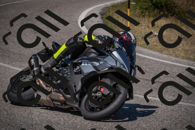 20250809113224-_5000311_am_