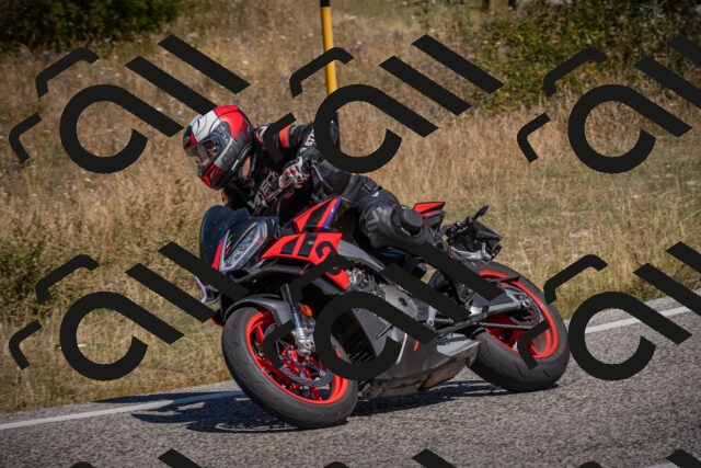 20250809113323-_5000321_am_