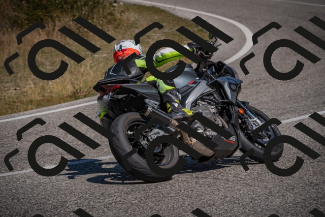 20250809113610-_5000340_am_