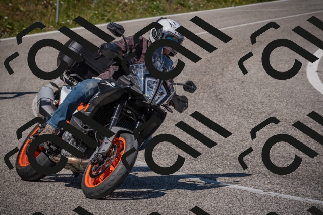 20250809113825-_5000355_am_