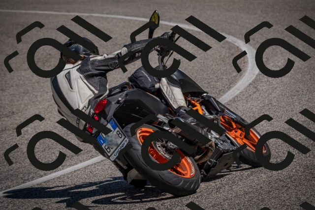 20250809113843-_5000370_am_