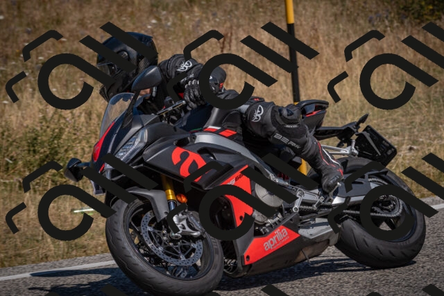 20250809113847-_5000373_am_