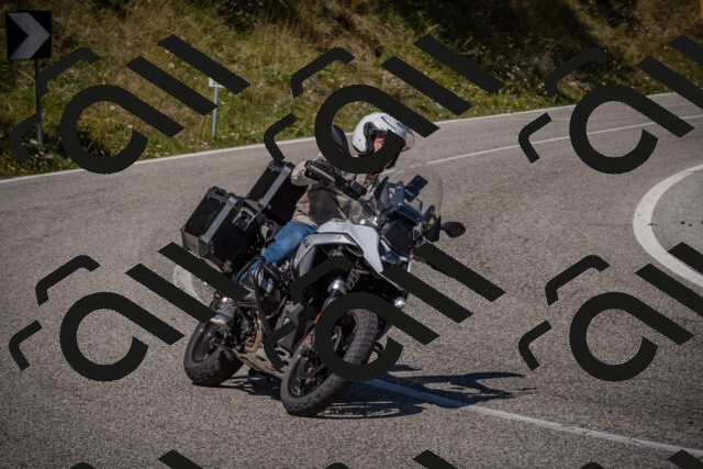 20250809114036-_5000388_am_