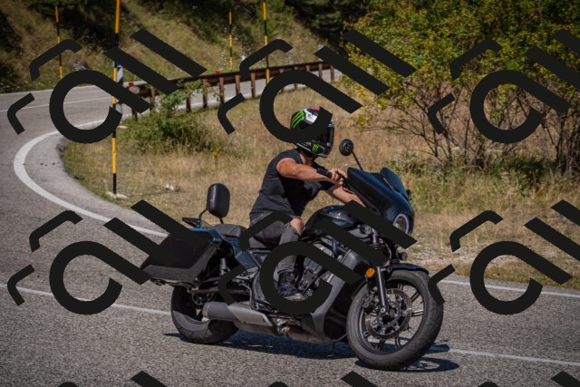 20250809114041-_5000395_am_