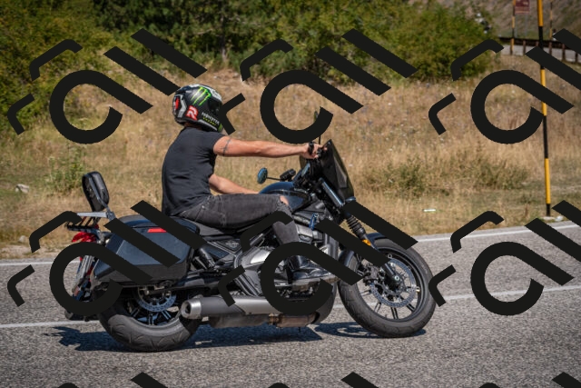 20250809114042-_5000397_am_