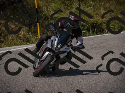 20250809114138-_5000425_am_