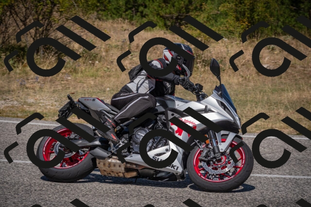 20250809114139-_5000427_am_