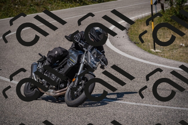 20250809114234-_5000442_am_