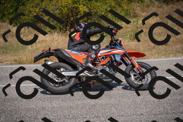 20250809114235-_5000445_am_