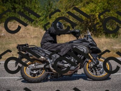 20250809114245-_5000450_am_