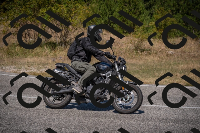 20250809114442-_5000466_am_