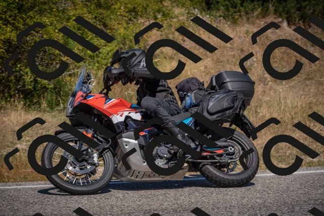 20250809114624-_5000487_am_