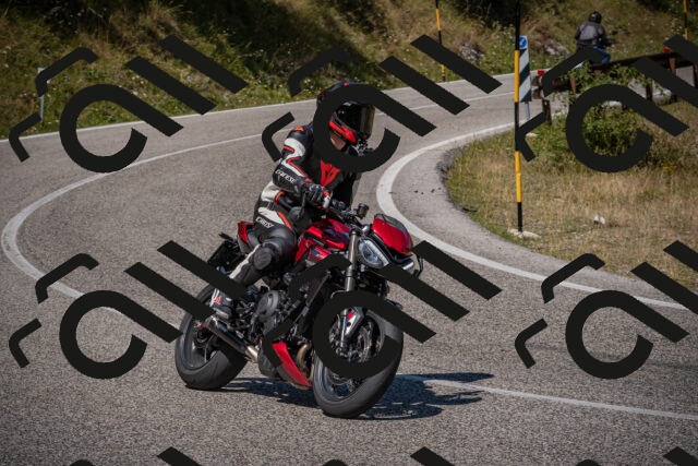 20250809114630-_5000493_am_