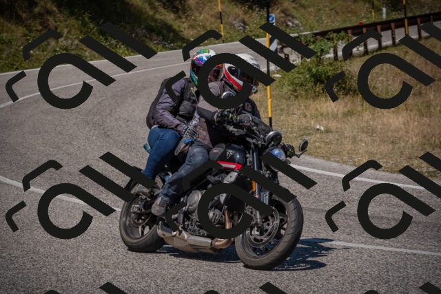 20250809114944-_5000521_am_