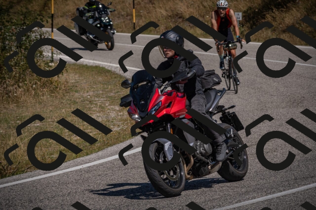 20250809115309-_5000562_am_