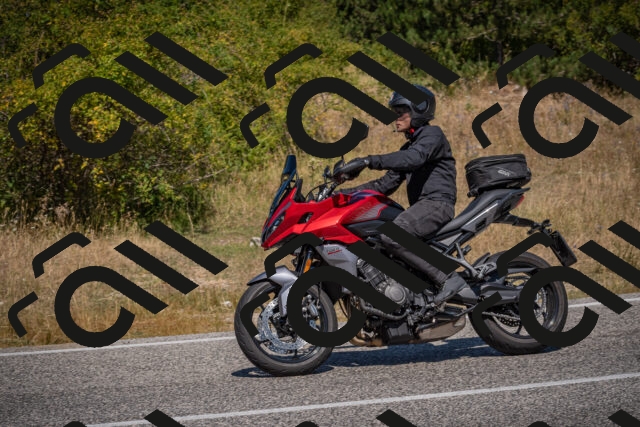 20250809115310-_5000564_am_