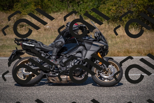 20250809115347-_5000570_am_