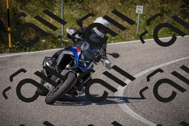 20250809115414-_5000575_am_