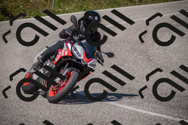 20250809115547-_5000591_am_