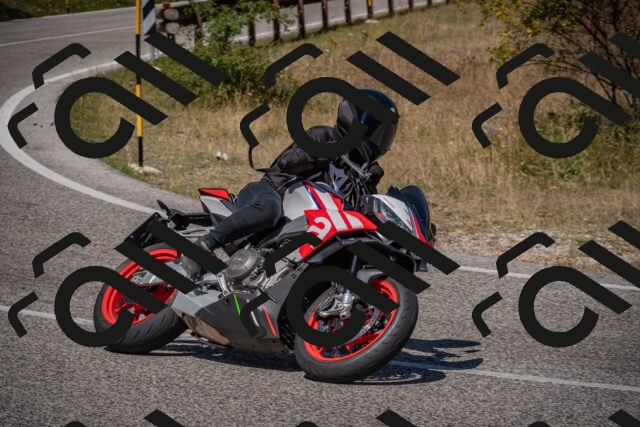 20250809115547-_5000592_am_