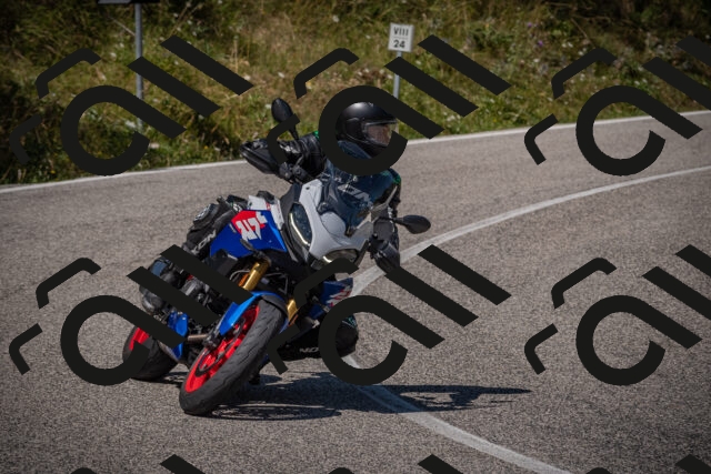 20250809115625-_5000605_am_