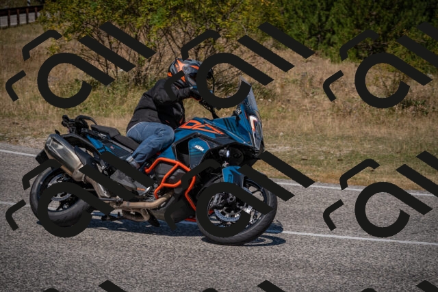 20250809115628-_5000609_am_