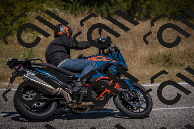 20250809115629-_5000610_am_