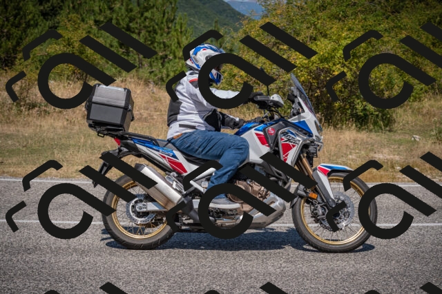 20250809115839-_5000627_am_