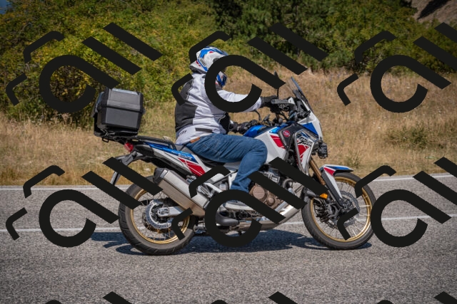 20250809115840-_5000628_am_