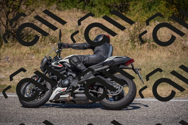 20250809115949-_5000647_am_