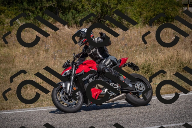 20250809120016-_5000648_am_