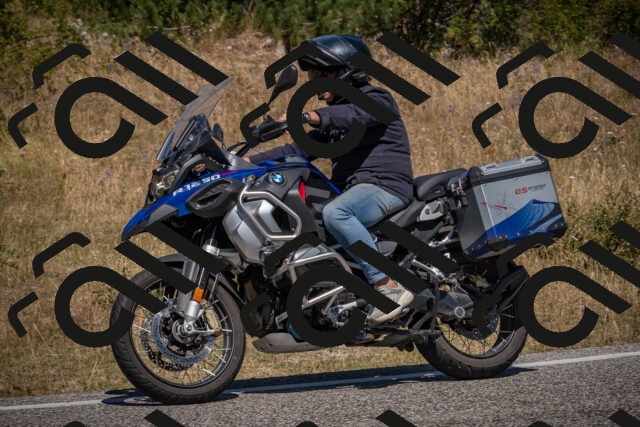 20250809120046-_5000663_am_