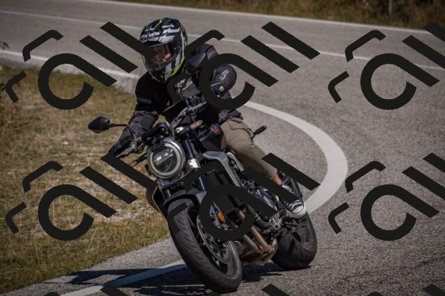 20250809120106-_5000665_am_