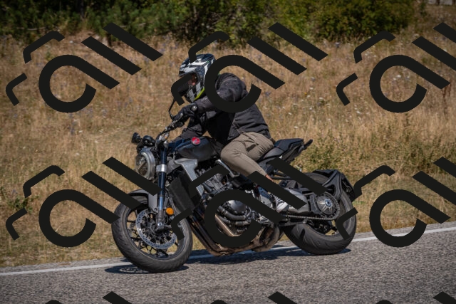 20250809120107-_5000666_am_