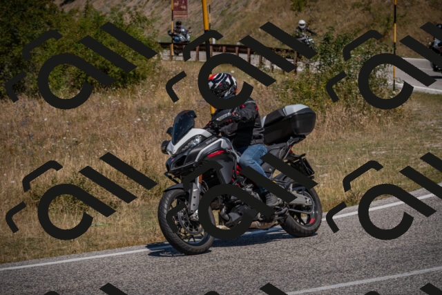 20250809120136-_5000682_am_