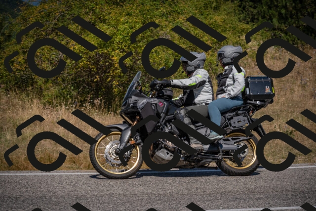 20250809120146-_5000694_am_