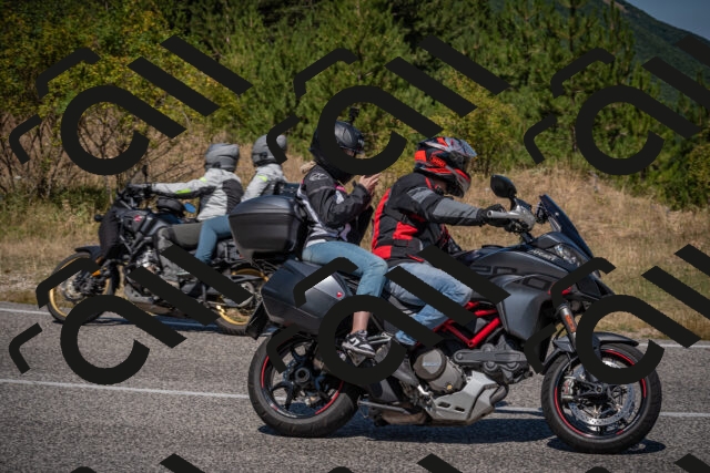 20250809120147-_5000695_am_