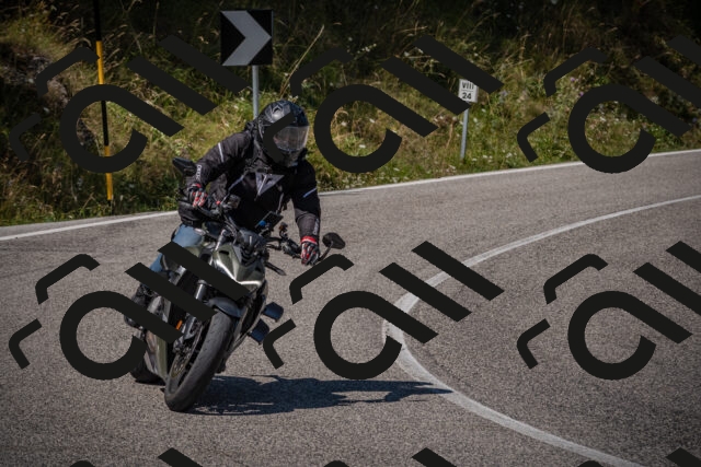 20250809120921-_5000766_am_