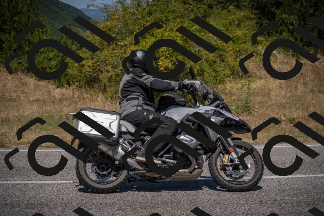 20250809120943-_5000776_am_