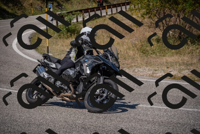 20250809121022-_5000785_am_