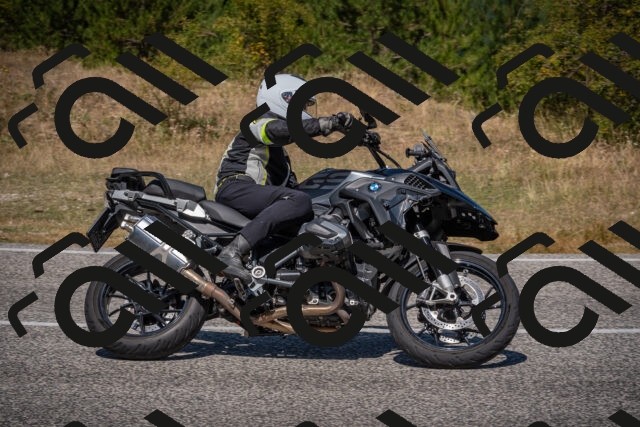 20250809121022-_5000786_am_