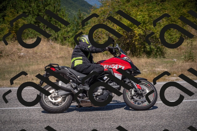 20250809121025-_5000790_am_