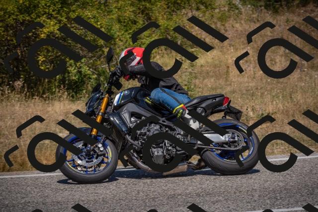 20250809121152-_5000810_am_