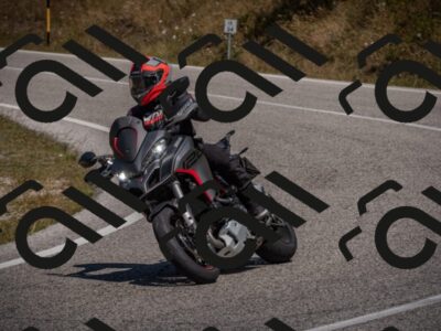 20250809121203-_5000817_am_