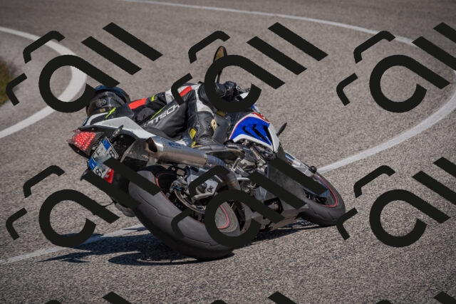 20250809121330-_5000849_am_