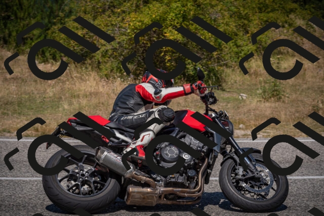 20250809121344-_5000856_am_