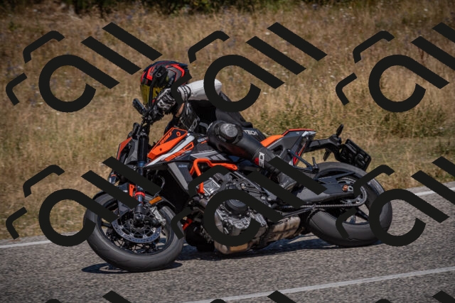 20250809121740-_5000906_am_