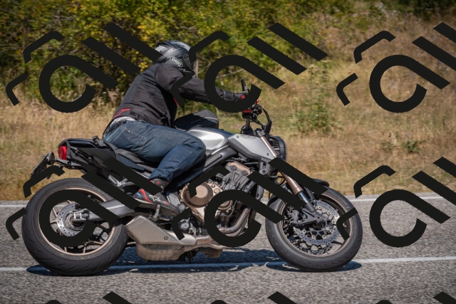 20250809121911-_5000917_am_