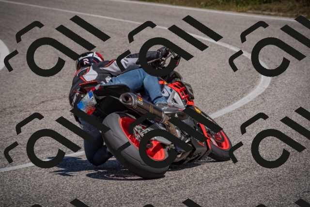 20250809122115-_5000936_am_