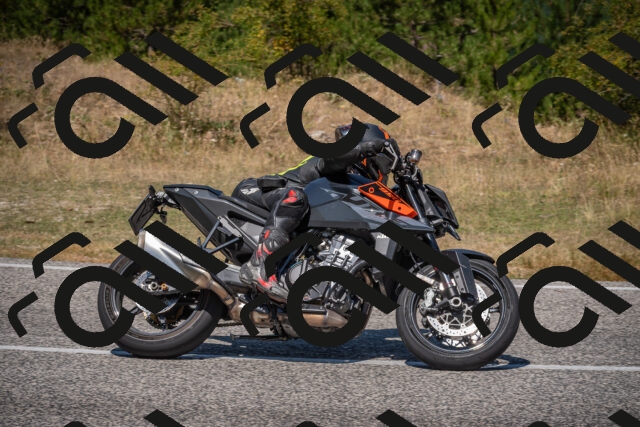 20250809122544-_5000969_am_